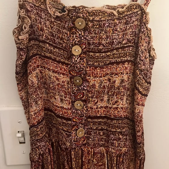 Multi-Patterned Midi Dress - Picture 4 of 6